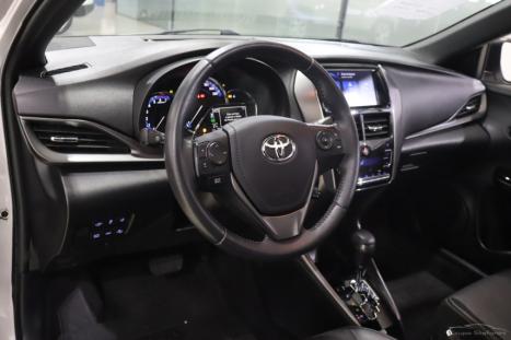 TOYOTA Yaris Hatch 1.5 16V 4P FLEX XLS MULTIDRIVE AUTOM�TICO CVT, Foto 4