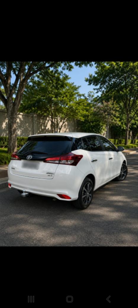 TOYOTA Yaris Hatch 1.5 16V 4P FLEX XLS CONNECT MULTIDRIVE AUTOM�TICO CVT, Foto 4