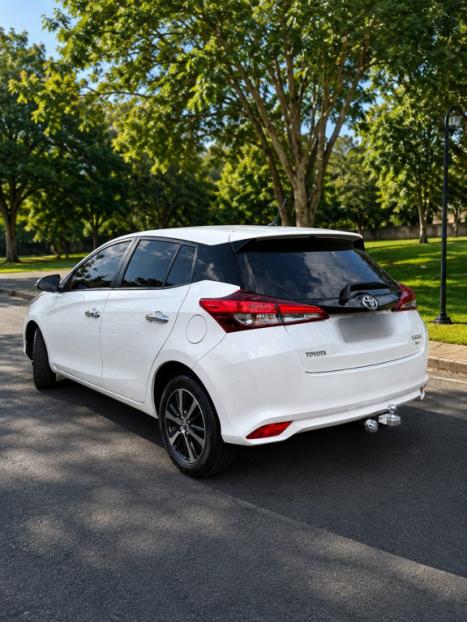 TOYOTA Yaris Hatch 1.5 16V 4P FLEX XLS CONNECT MULTIDRIVE AUTOM�TICO CVT, Foto 5