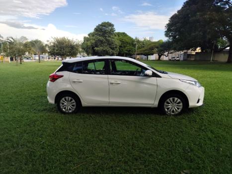 TOYOTA Yaris Hatch 1.5 16V 4P FLEX XL MULTIDRIVE AUTOM�TICO CVT, Foto 5