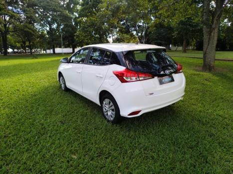 TOYOTA Yaris Hatch 1.5 16V 4P FLEX XL MULTIDRIVE AUTOM�TICO CVT, Foto 8