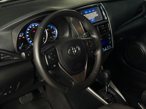 TOYOTA Yaris Hatch 1.5 16V 4P FLEX XL MULTIDRIVE AUTOM�TICO CVT, Foto 5