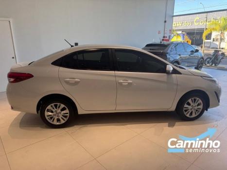TOYOTA Yaris Hatch 1.5 16V 4P FLEX XL MULTIDRIVE AUTOM�TICO CVT, Foto 4