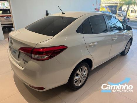 TOYOTA Yaris Hatch 1.5 16V 4P FLEX XL MULTIDRIVE AUTOM�TICO CVT, Foto 5
