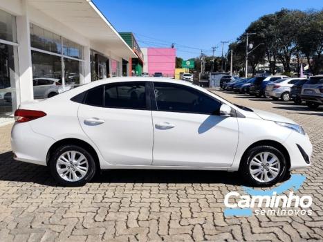 TOYOTA Yaris Hatch 1.5 16V 4P FLEX XL MULTIDRIVE AUTOM�TICO CVT, Foto 4
