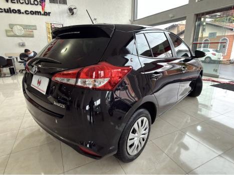 TOYOTA Yaris Hatch 1.5 16V 4P FLEX XL MULTIDRIVE AUTOM�TICO CVT, Foto 6