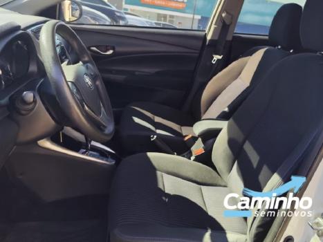 TOYOTA Yaris Hatch 1.5 16V 4P FLEX XL MULTIDRIVE AUTOM�TICO CVT, Foto 10