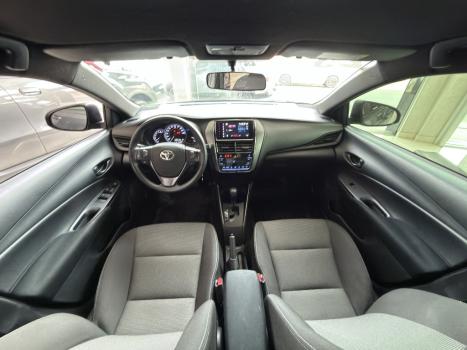 TOYOTA Yaris Hatch 1.5 16V 4P FLEX XL MULTIDRIVE AUTOM�TICO CVT, Foto 7