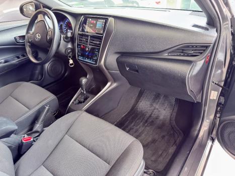 TOYOTA Yaris Hatch 1.5 16V 4P FLEX XL MULTIDRIVE AUTOM�TICO CVT, Foto 13