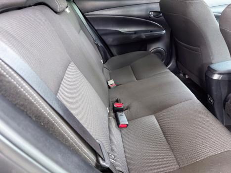 TOYOTA Yaris Hatch 1.5 16V 4P FLEX XL MULTIDRIVE AUTOM�TICO CVT, Foto 14