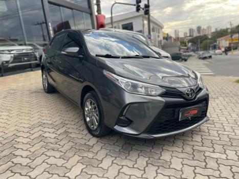 TOYOTA Yaris Hatch 1.5 16V 4P FLEX XS CONNECT MULTIDRIVE AUTOM�TICO CVT, Foto 2