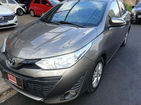 TOYOTA Yaris Hatch 1.3 16V 4P FLEX XL PLUS TECH MULTIDRIVE AUTOM�TICO CVT, Foto 3