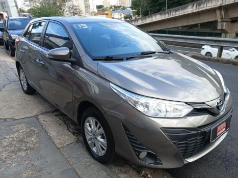 TOYOTA Yaris Hatch 1.3 16V 4P FLEX XL PLUS TECH MULTIDRIVE AUTOM�TICO CVT, Foto 4