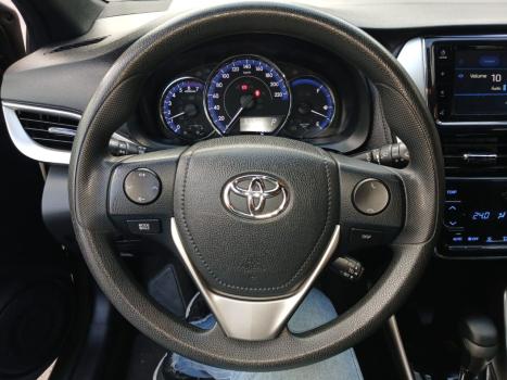TOYOTA Yaris Hatch 1.3 16V 4P FLEX XL PLUS TECH MULTIDRIVE AUTOM�TICO CVT, Foto 8