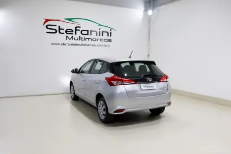 TOYOTA Yaris Hatch 1.5 16V 4P FLEX XL MULTIDRIVE AUTOM�TICO CVT, Foto 13