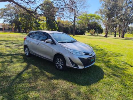TOYOTA Yaris Hatch 1.3 16V 4P FLEX XL PLUS TECH MULTIDRIVE AUTOM�TICO CVT, Foto 11