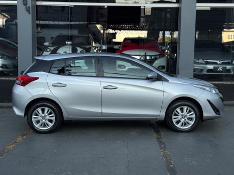 TOYOTA Yaris Hatch 1.3 16V 4P FLEX XL MULTIDRIVE AUTOMÁTICO CVT, Foto 5