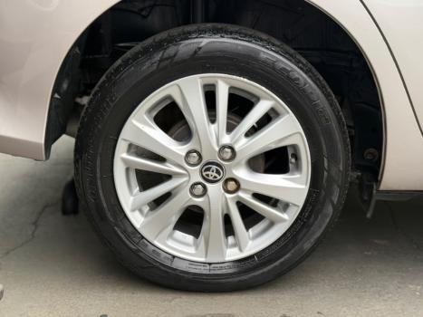 TOYOTA Yaris Hatch 1.3 16V 4P FLEX XL PLUS TECH MULTIDRIVE AUTOMÁTICO CVT, Foto 14