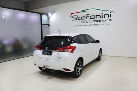 TOYOTA Yaris Hatch 1.5 16V 4P FLEX XS CONNECT MULTIDRIVE AUTOMÁTICO CVT, Foto 11