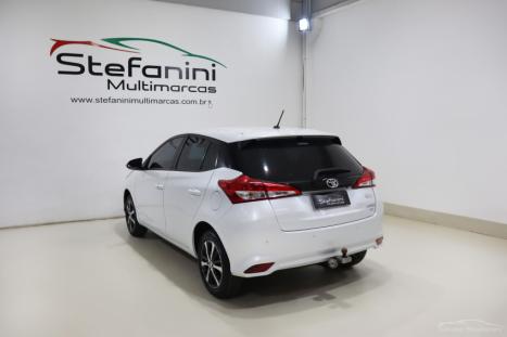 TOYOTA Yaris Hatch 1.5 16V 4P FLEX XS CONNECT MULTIDRIVE AUTOMÁTICO CVT, Foto 13