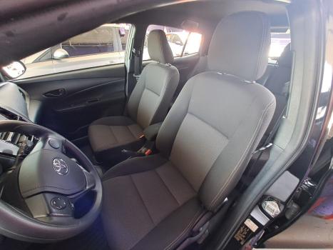 TOYOTA Yaris Hatch , Foto 8