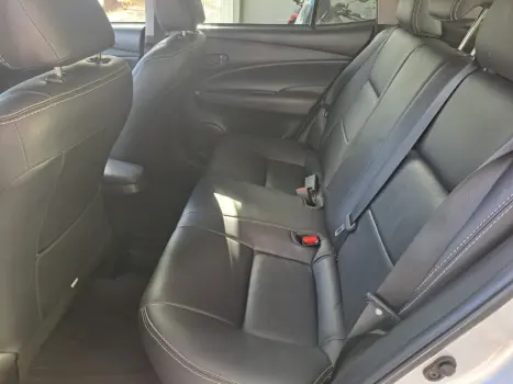 TOYOTA Yaris Sedan 1.5 16V 4P FLEX XL LIVE MULTIDRIVE AUTOMTICO CVT, Foto 9
