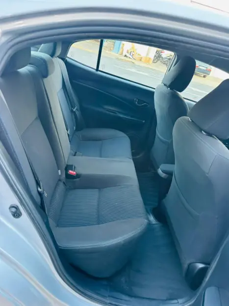 TOYOTA Yaris Sedan 1.5 16V 4P FLEX XL LIVE MULTIDRIVE AUTOMTICO CVT, Foto 15