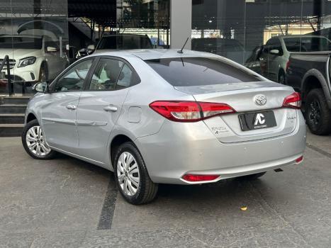 TOYOTA Yaris Sedan 1.5 16V 4P FLEX XL MULTIDRIVE AUTOMTICO CVT, Foto 4