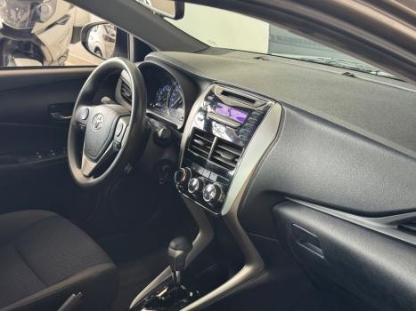 TOYOTA Yaris Sedan 1.5 16V 4P FLEX XL MULTIDRIVE AUTOMTICO CVT, Foto 8