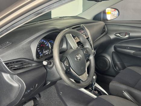 TOYOTA Yaris Sedan 1.5 16V 4P FLEX XL MULTIDRIVE AUTOMTICO CVT, Foto 10