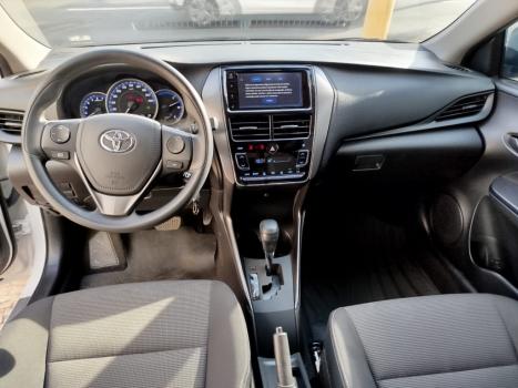 TOYOTA Yaris Sedan 1.5 16V 4P FLEX XL MULTIDRIVE AUTOMTICO CVT, Foto 11