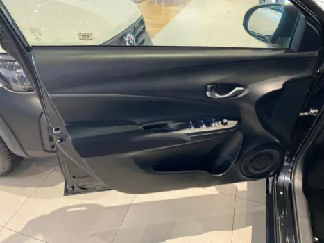 TOYOTA Yaris Sedan 1.5 16V 4P FLEX XL MULTIDRIVE AUTOM�TICO CVT, Foto 7