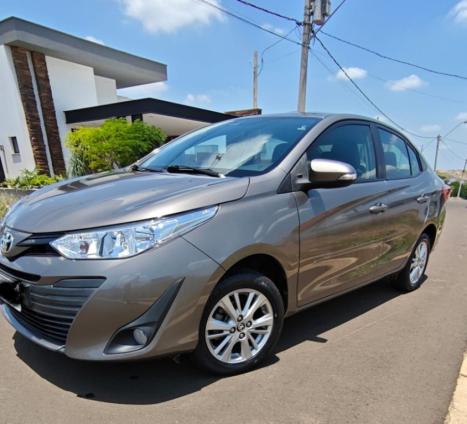 TOYOTA Yaris Sedan 1.5 16V 4P FLEX XL PLUS TECH MULTIDRIVE AUTOMTICO CVT, Foto 3