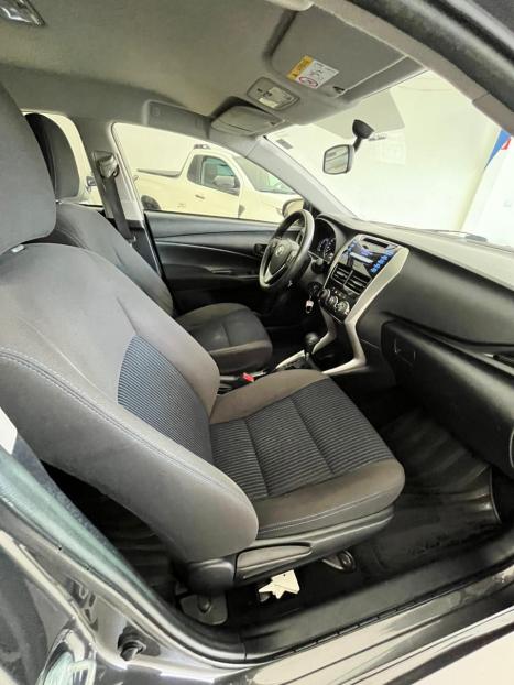 TOYOTA Yaris Sedan 1.5 16V 4P FLEX XL LIVE MULTIDRIVE AUTOMTICO CVT, Foto 9