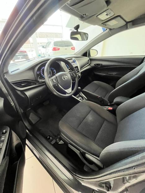 TOYOTA Yaris Sedan 1.5 16V 4P FLEX XL LIVE MULTIDRIVE AUTOMTICO CVT, Foto 13