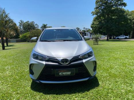 TOYOTA Yaris Sedan 1.5 16V 4P FLEX XS MULTIDRIVE AUTOMTICO CVT, Foto 3