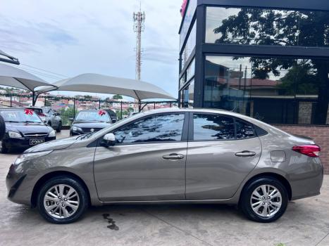 TOYOTA Yaris Sedan 1.5 16V 4P FLEX XL PLUS TECH MULTIDRIVE AUTOM�TICO CVT, Foto 4