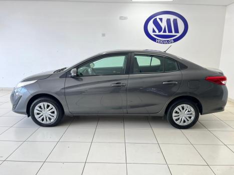 TOYOTA Yaris Sedan 1.5 16V 4P FLEX XL LIVE MULTIDRIVE AUTOMTICO CVT, Foto 2