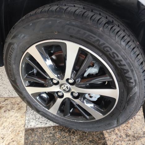 TOYOTA Yaris Sedan 1.5 16V 4P FLEX PLUS MULTIDRIVE AUTOM�TICO CVT, Foto 6