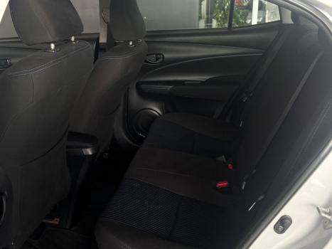TOYOTA Yaris Sedan 1.5 16V 4P FLEX XL LIVE MULTIDRIVE AUTOM�TICO CVT, Foto 9