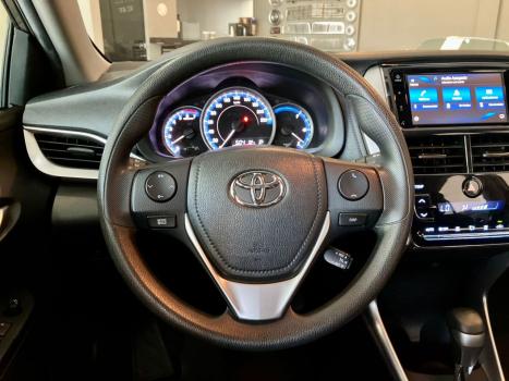 TOYOTA Yaris Sedan 1.5 16V 4P FLEX XL PLUS CONNECT MULTIDRIVE AUTOM�TICO CVT, Foto 20