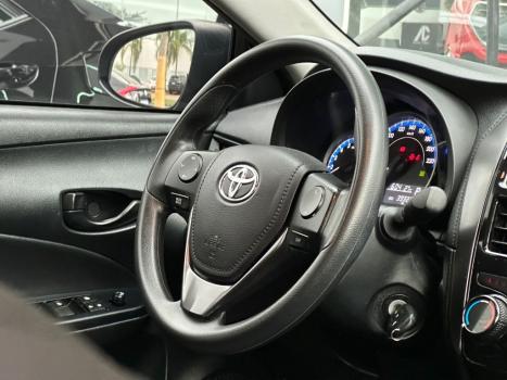 TOYOTA Yaris Sedan 1.5 16V 4P FLEX XL MULTIDRIVE AUTOM�TICO CVT, Foto 8