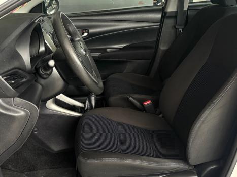 TOYOTA Yaris Sedan 1.5 16V 4P FLEX XL, Foto 6