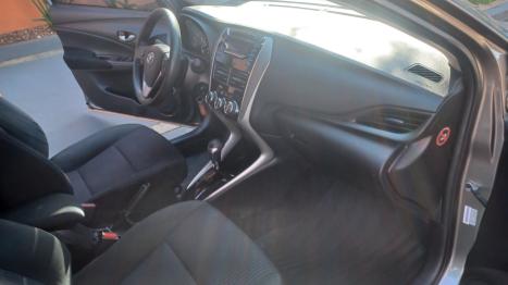TOYOTA Yaris Sedan 1.5 16V 4P FLEX XL MULTIDRIVE AUTOM�TICO CVT, Foto 2