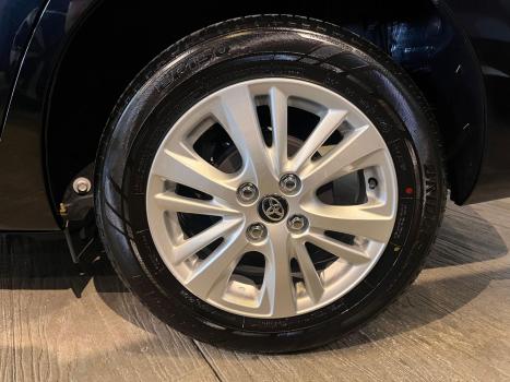 TOYOTA Yaris Sedan 1.5 16V 4P FLEX XL MULTIDRIVE AUTOM�TICO CVT, Foto 3
