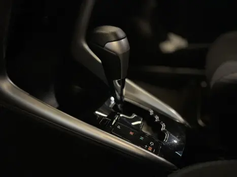 TOYOTA Yaris Sedan 1.5 16V 4P FLEX XL MULTIDRIVE AUTOM�TICO CVT, Foto 12