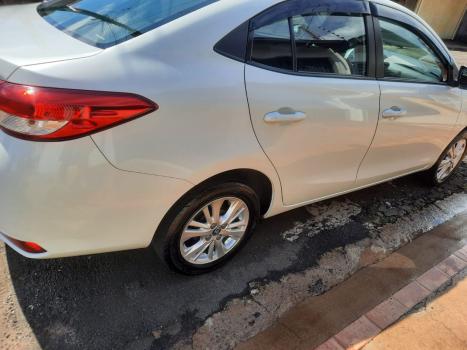 TOYOTA Yaris Sedan 1.5 16V 4P FLEX XL MULTIDRIVE AUTOM�TICO CVT, Foto 3