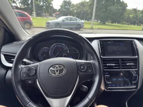 TOYOTA Yaris Sedan 1.5 16V 4P FLEX XS CONNECT MULTIDRIVE AUTOM�TICO CVT, Foto 8