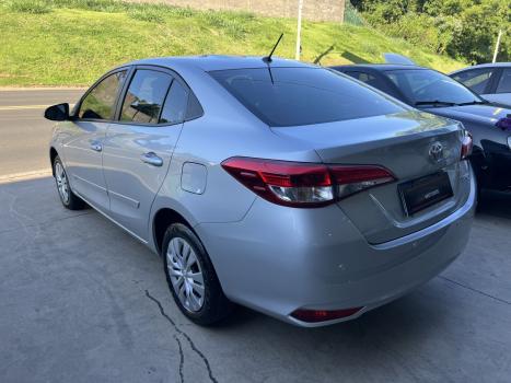 TOYOTA Yaris Sedan 1.5 16V 4P FLEX XL LIVE MULTIDRIVE AUTOM�TICO CVT, Foto 4