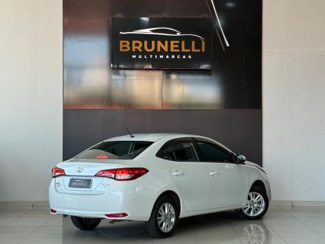 TOYOTA Yaris Sedan 1.5 16V 4P FLEX XL MULTIDRIVE AUTOM�TICO CVT, Foto 3